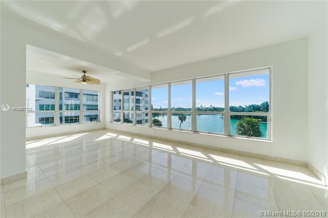 9102 Bay Harbor Dr - Photo 1