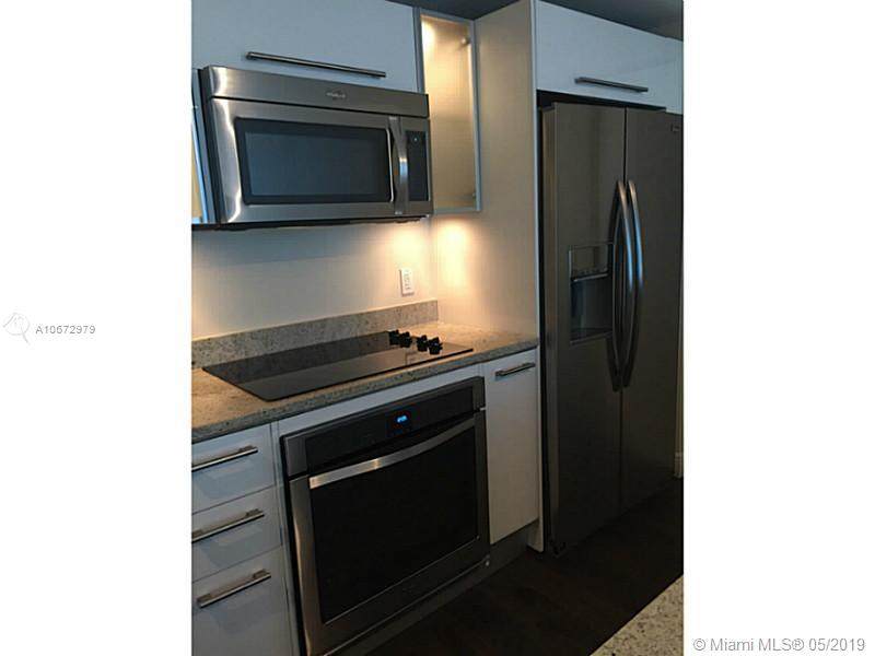 185 7th St - Photo 1