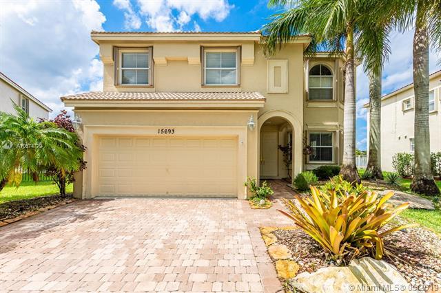 15693 52nd Ct - Photo 1