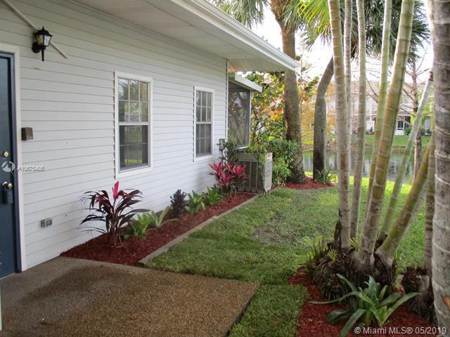 4821 Hemingway Circle - Photo 1