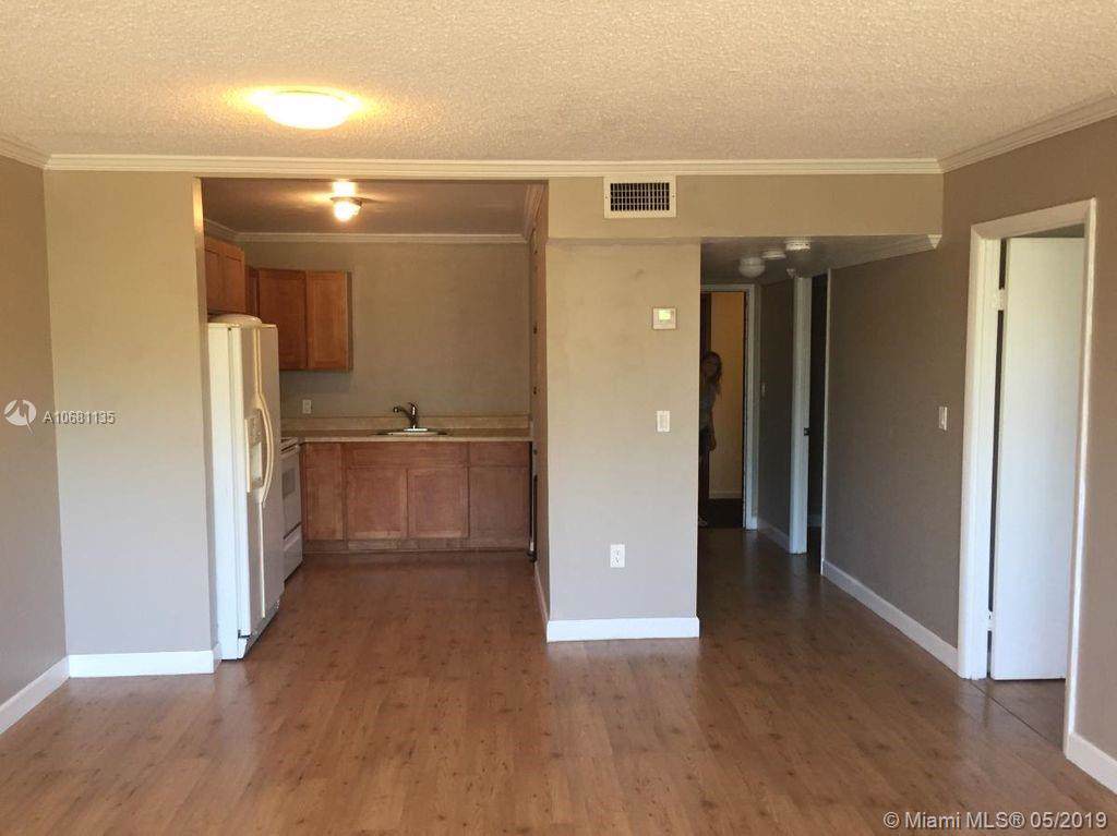 2025 164th St - Photo 1