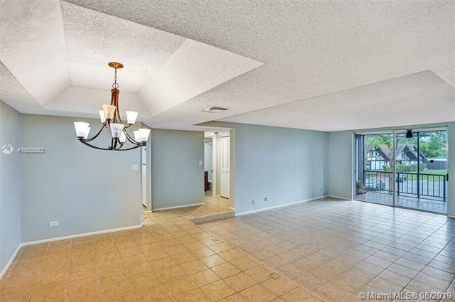 3690 Inverrary Drive - Photo 1