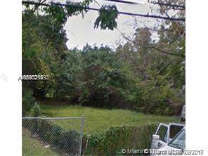 1319 8 AVE - Photo 1