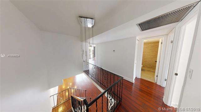 926 27th Ave - Photo 1