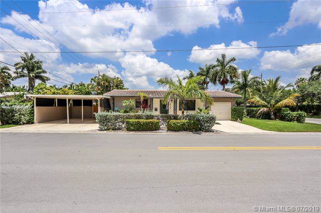 850 10th Ave - Photo 1