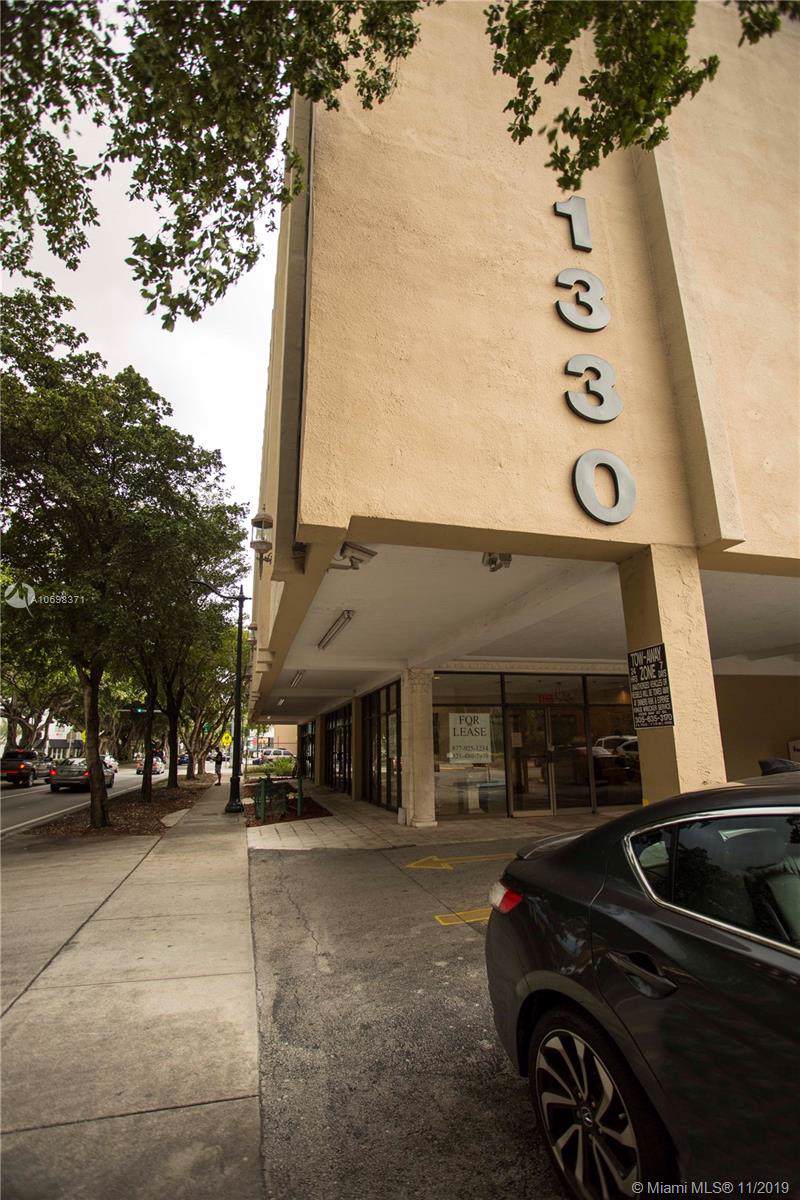 1330 22nd St - Photo 1