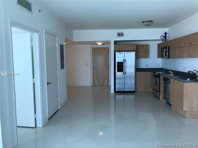 350 Miami Ave - Photo 1