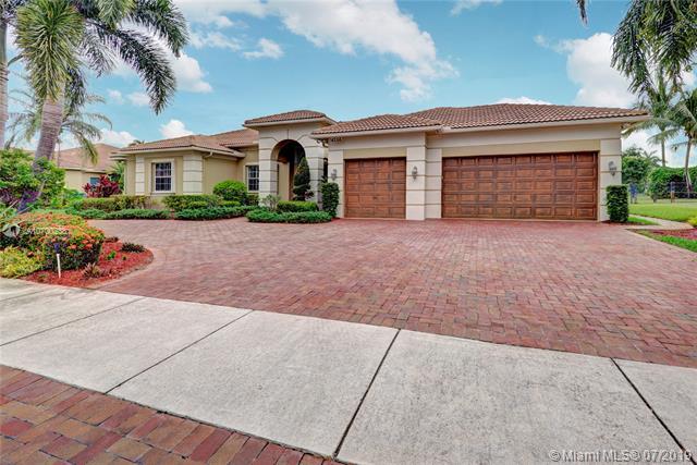 4268 141 Ave - Photo 1