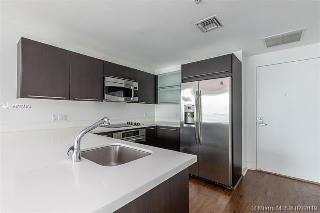 90 3rd St - Photo 1