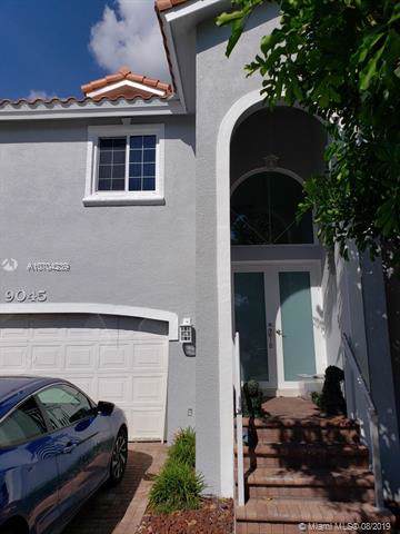 9045 168th Ct - Photo 1