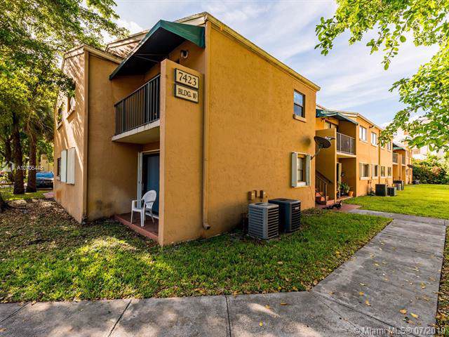 7423 152 - Photo 1