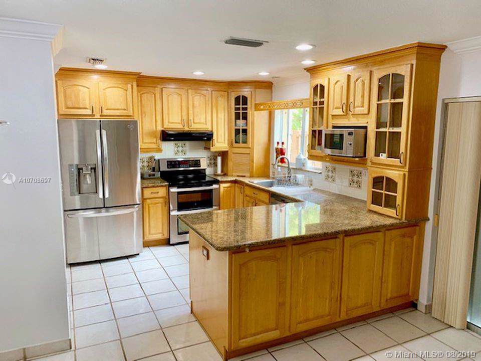 15576 103rd St - Photo 1