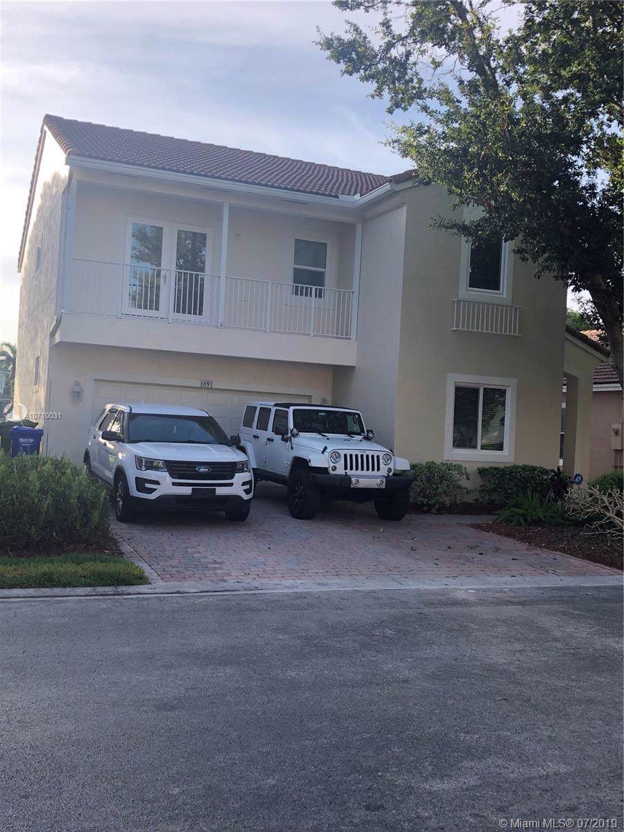 1897 74th Way - Photo 1