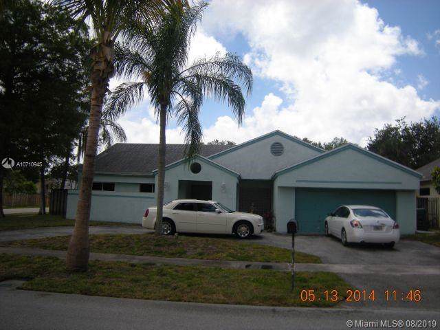 5170 73rd Way - Photo 1
