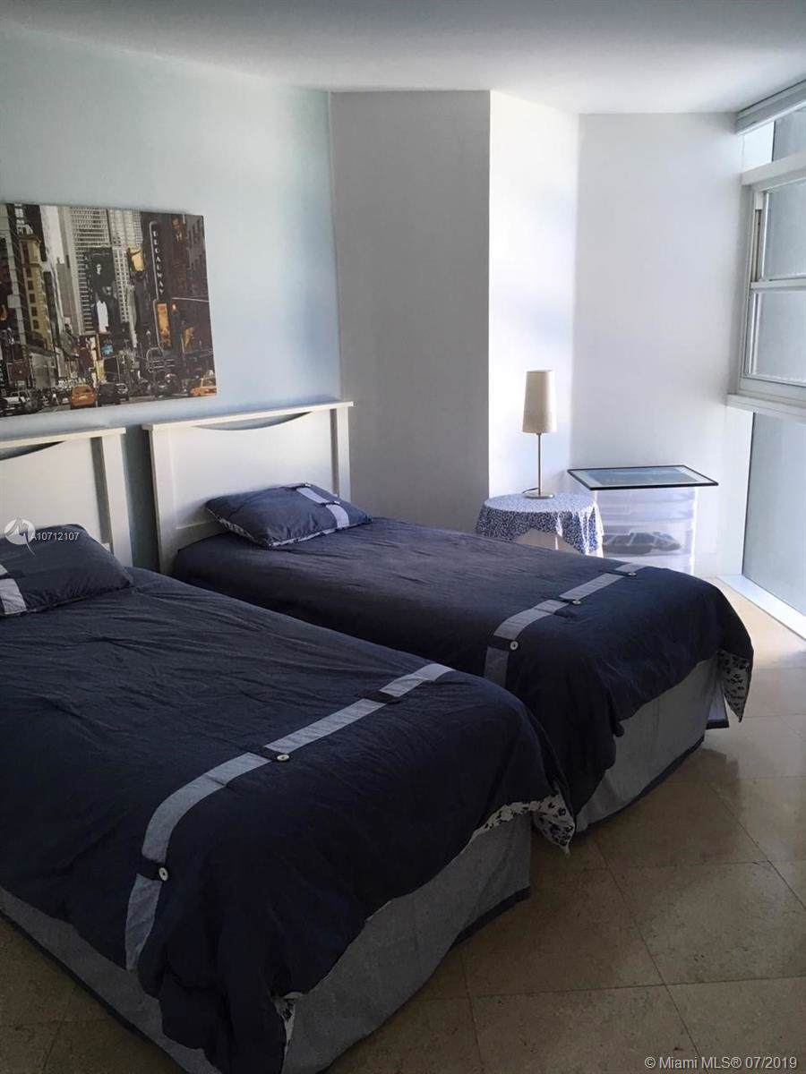 6301 Collins Av - Photo 1
