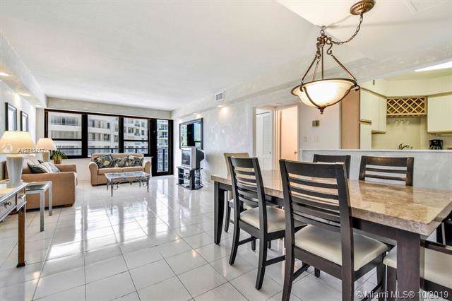 5225 Collins Ave - Photo 1