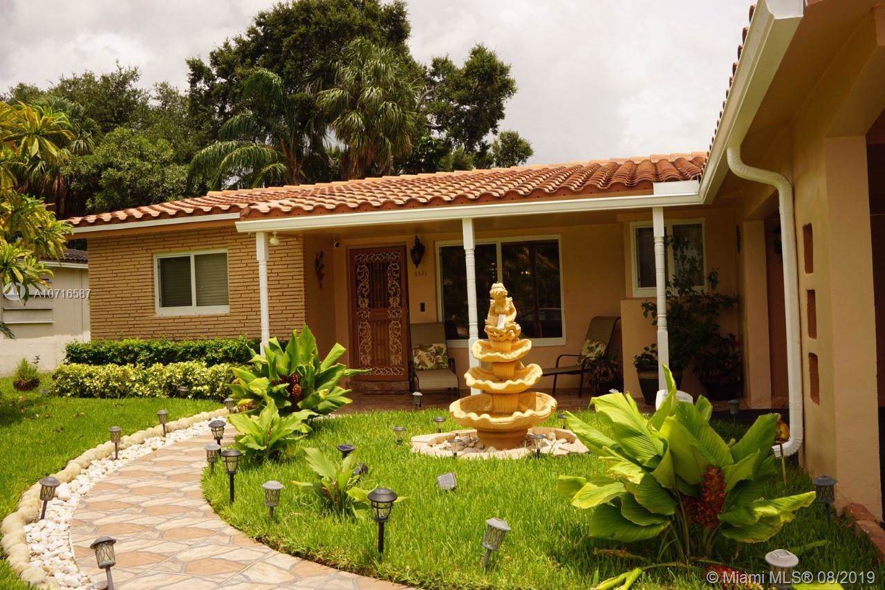 3571 9th Ct - Photo 1