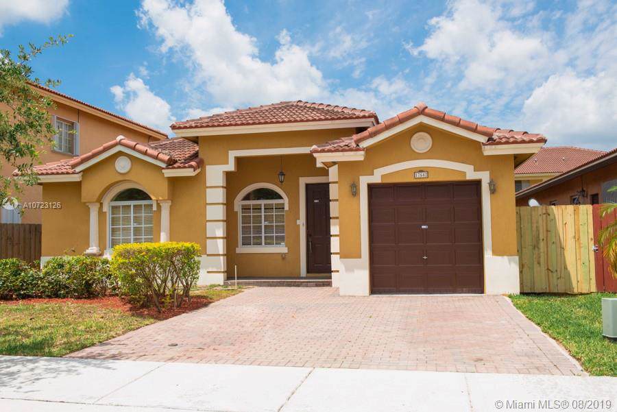 17642 134th Ct - Photo 1