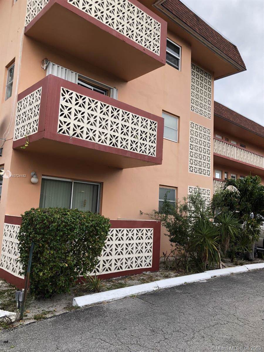 18900 3rd Ct - Photo 1