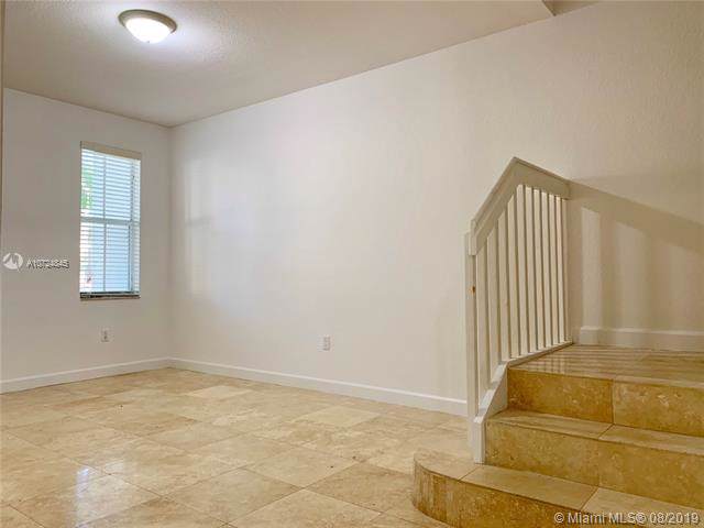 10726 76th Ln - Photo 1