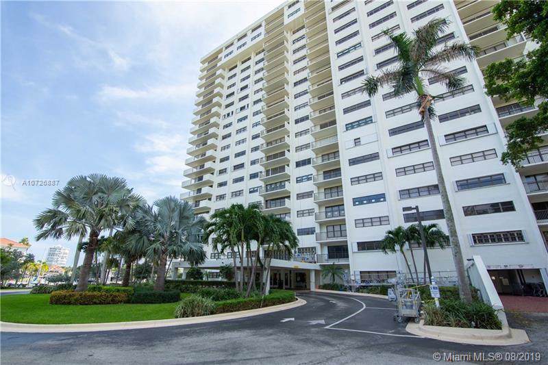3200 Port Royale Dr N - Photo 1