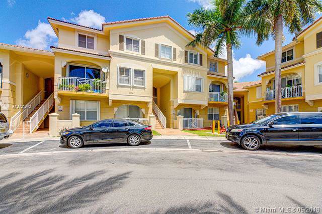 8814 Flagler St - Photo 1