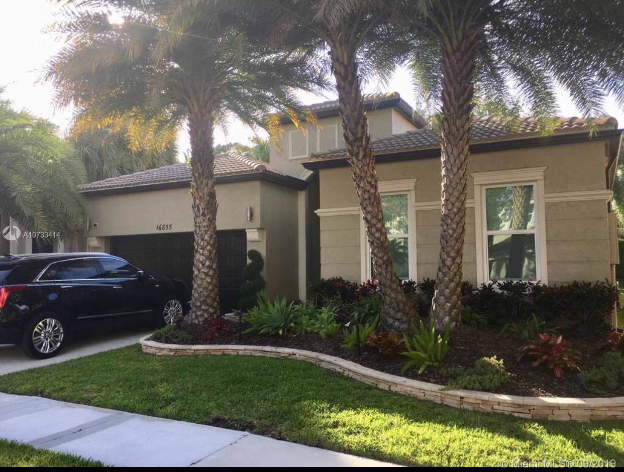 16855 49 CT - Photo 1
