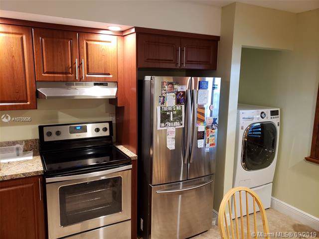 1100 Colony Point Cir - Photo 1