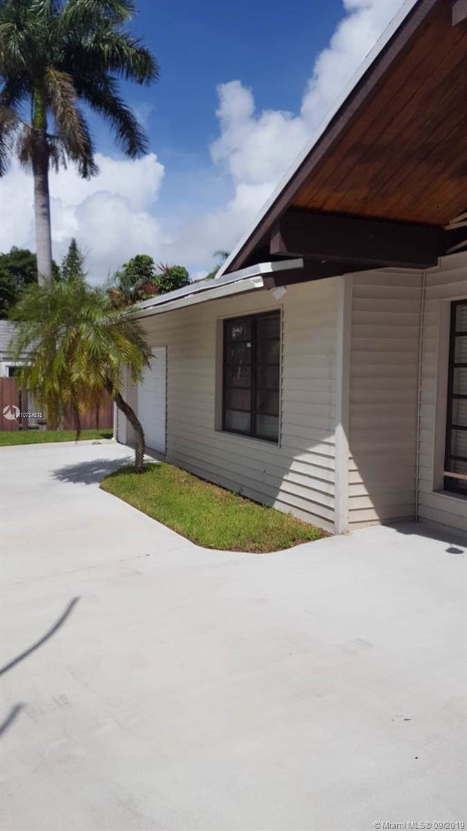 2653 213th St - Photo 1