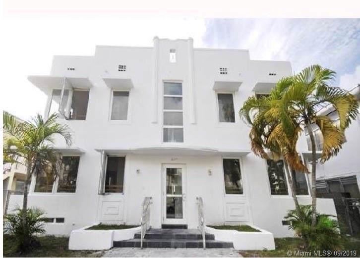 650 Euclid Ave - Photo 1