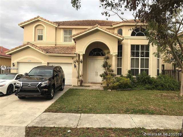 5244 164th Ct - Photo 1