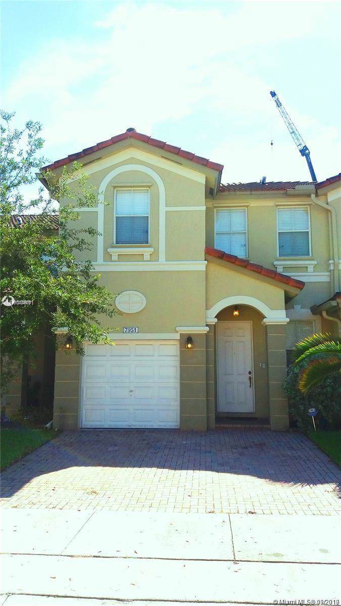 7951 107th Ct - Photo 1