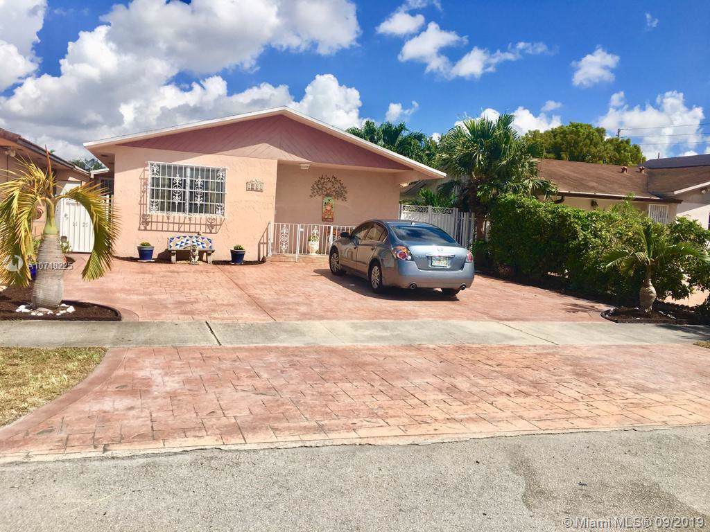 1281 40th St - Photo 1