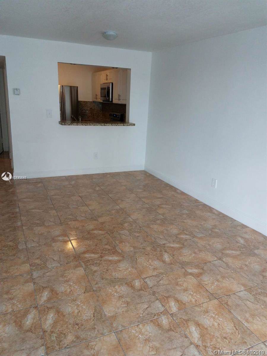 492 165th Street Rd - Photo 1