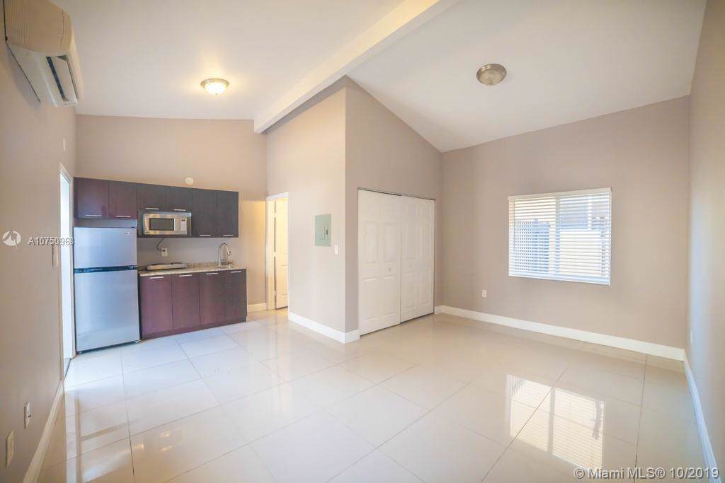 1752 1ST ST - Photo 1