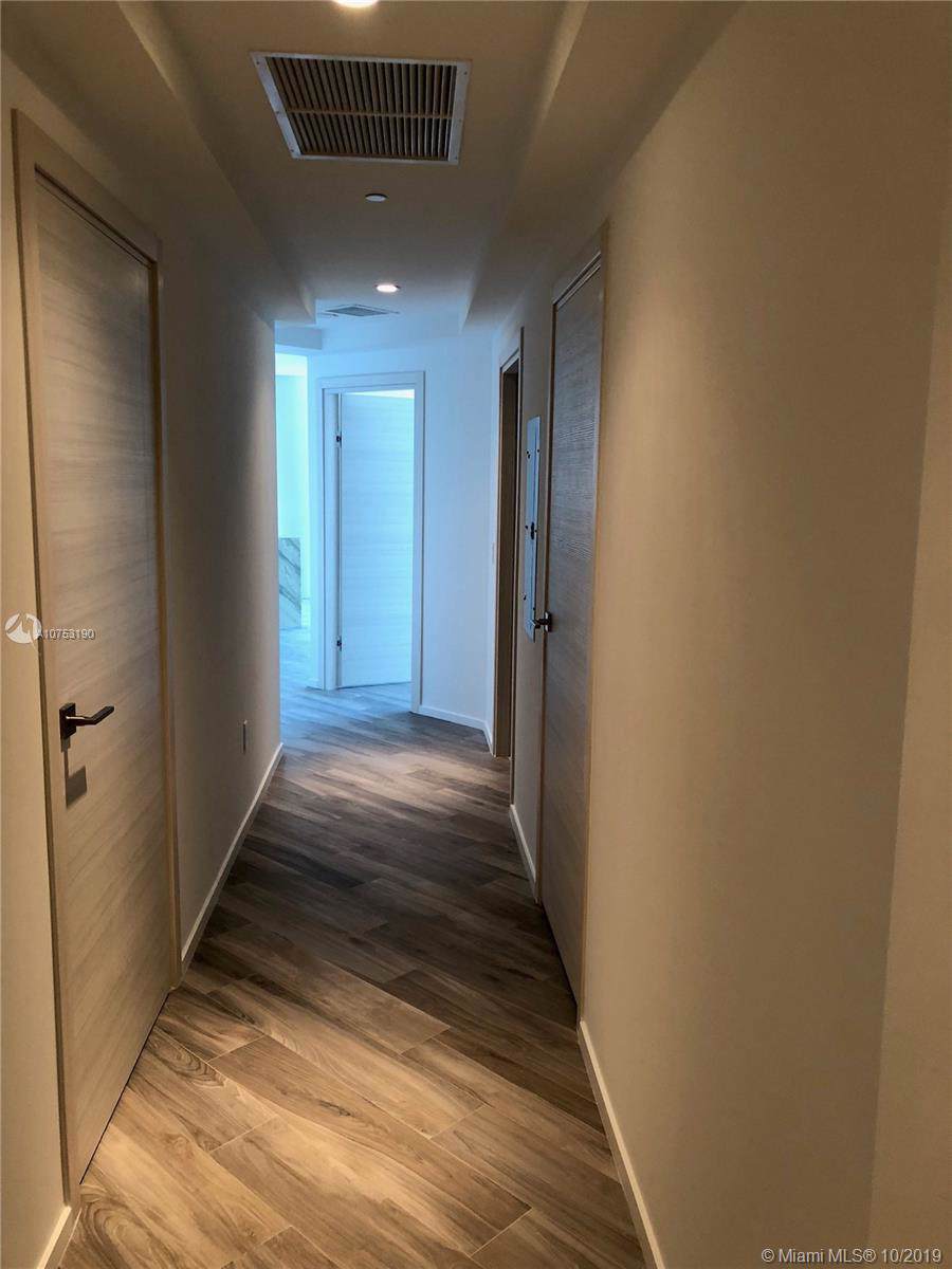 801 Miami Ave - Photo 1