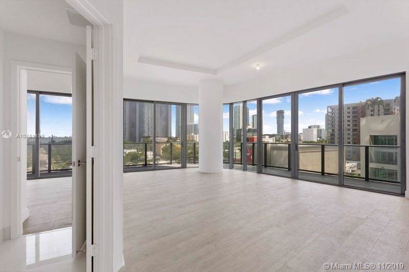 121 34th St - Photo 1