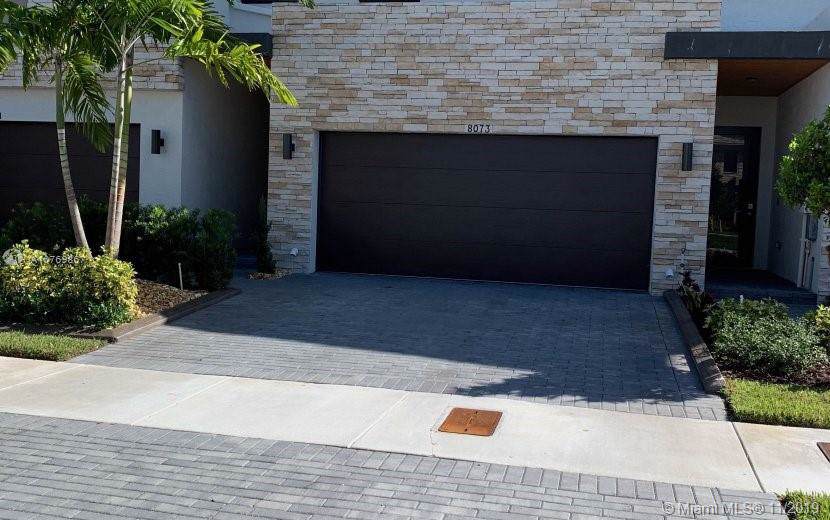 8073 105th Ave - Photo 1