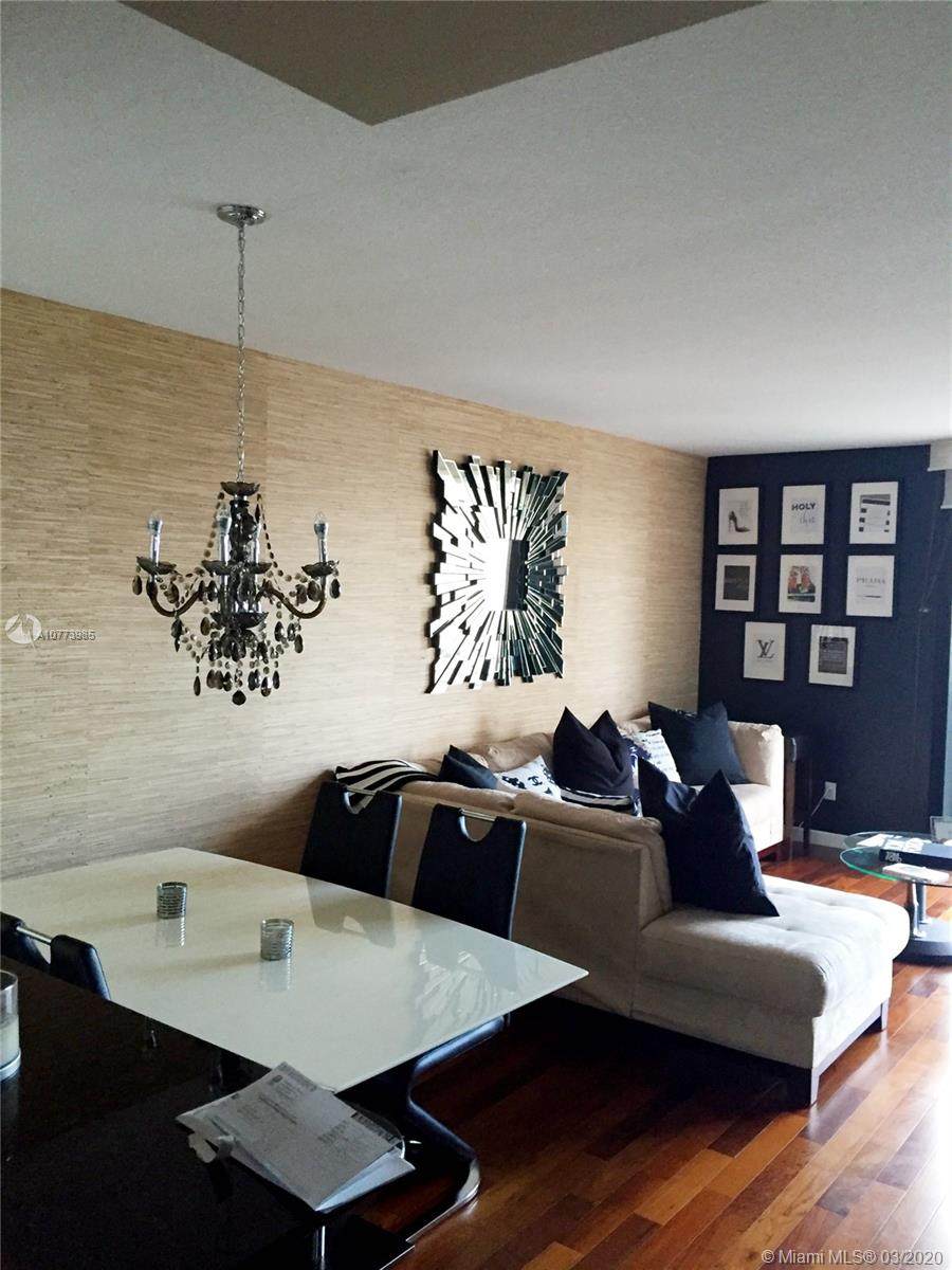 325 Biscayne Blvd - Photo 1