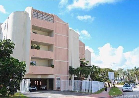 2000 Biarritz Dr - Photo 1