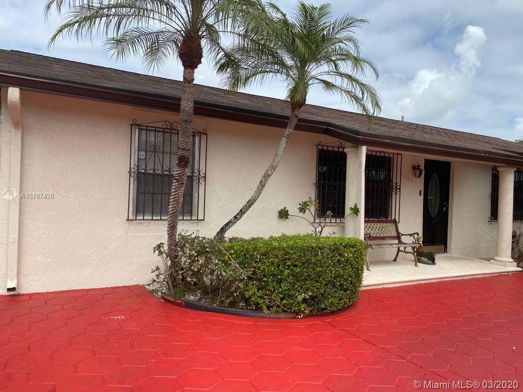13427 43rd Ln - Photo 1
