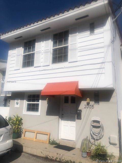 2005 123rd St - Photo 1