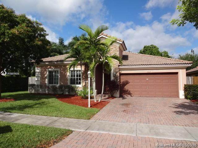1012 35th Ave - Photo 1