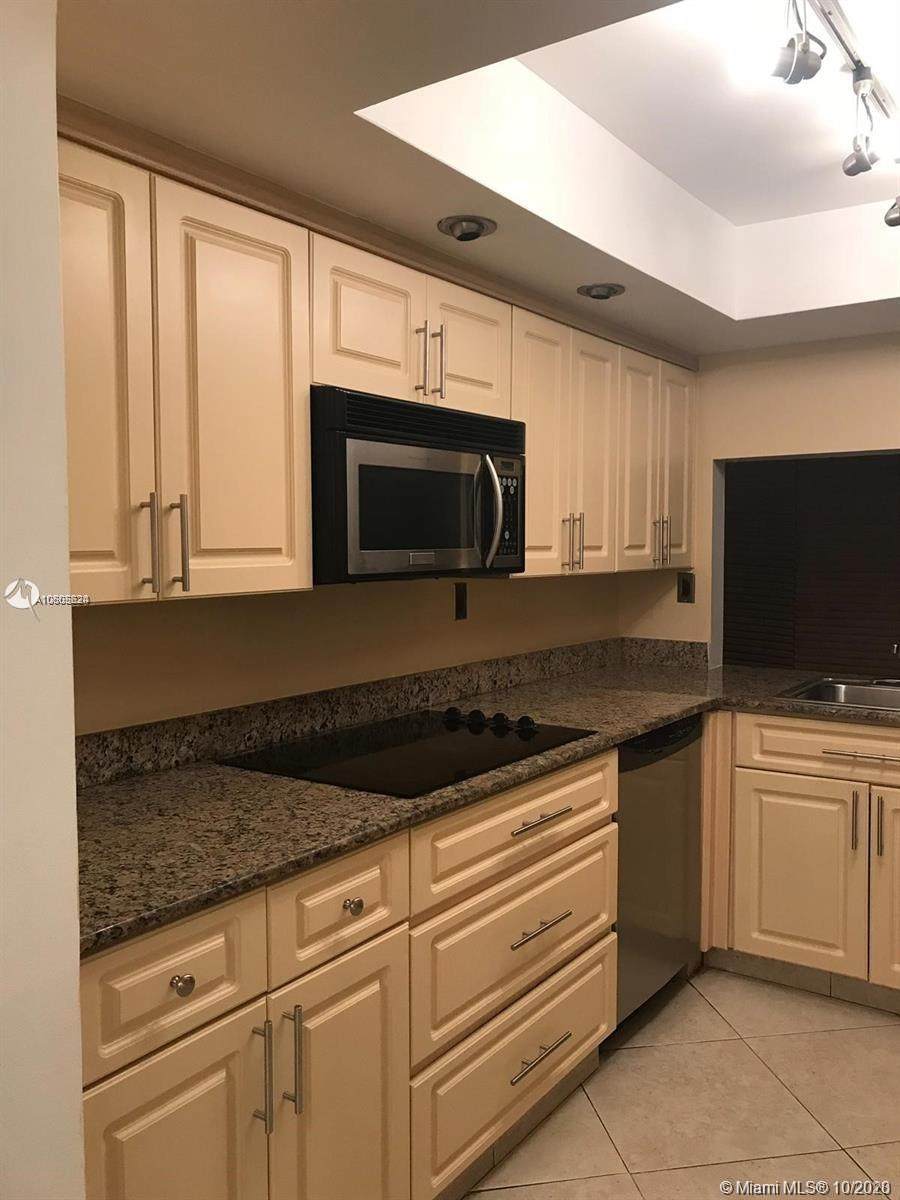 9441 4th St - Photo 1