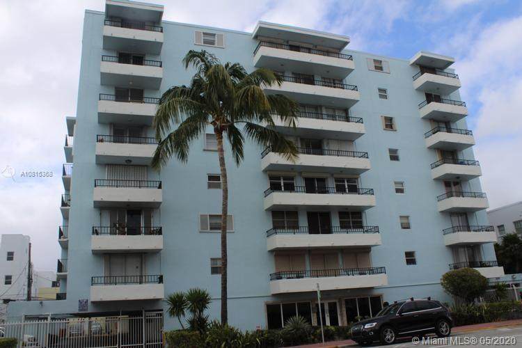 720 Collins Ave - Photo 1