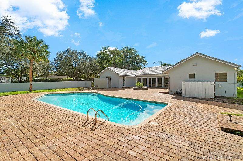 6101 Broward Blvd - Photo 1