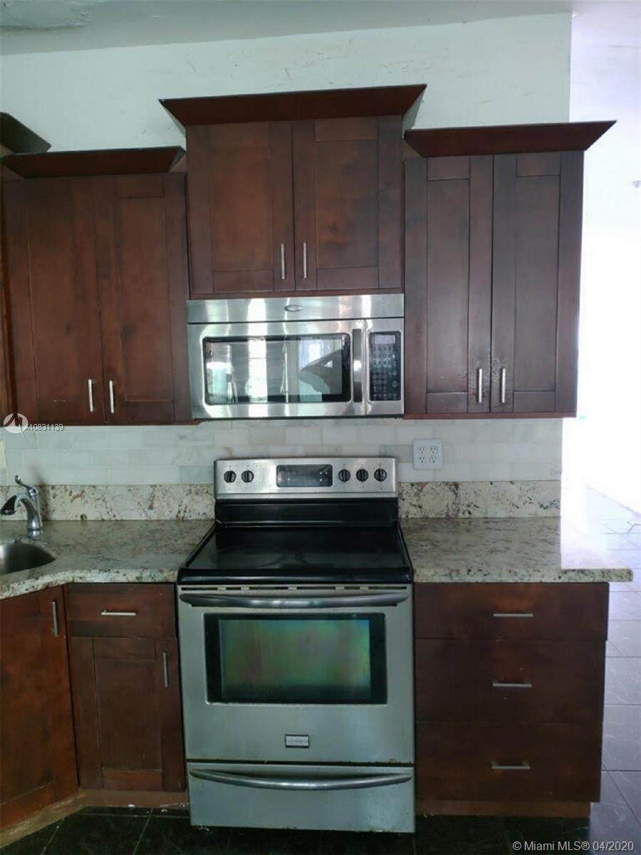 8221 Crespi Blvd - Photo 1 8221 Crespi Blvd - Photo 1