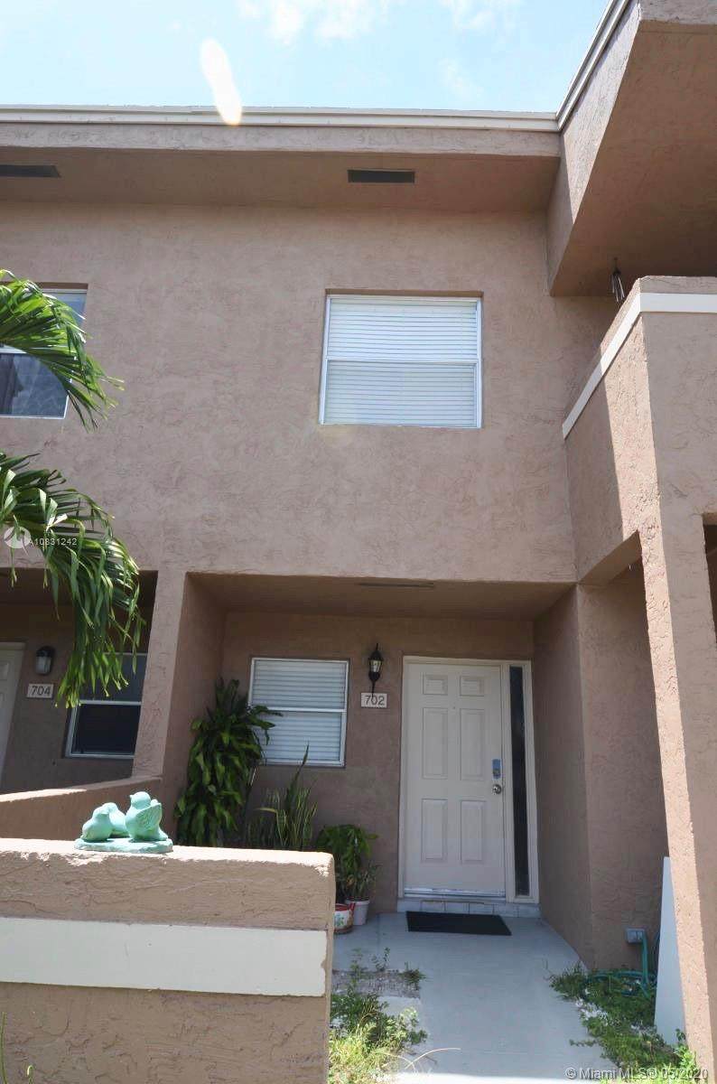 702 3rd Ave Ext - Photo 1