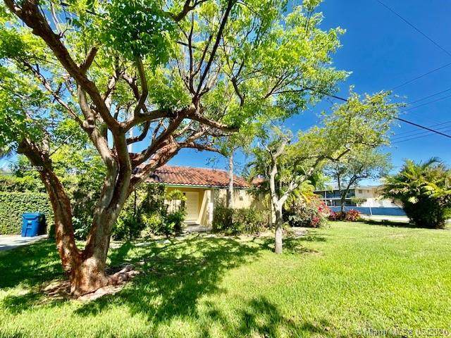 8400 65 AVE - Photo 1