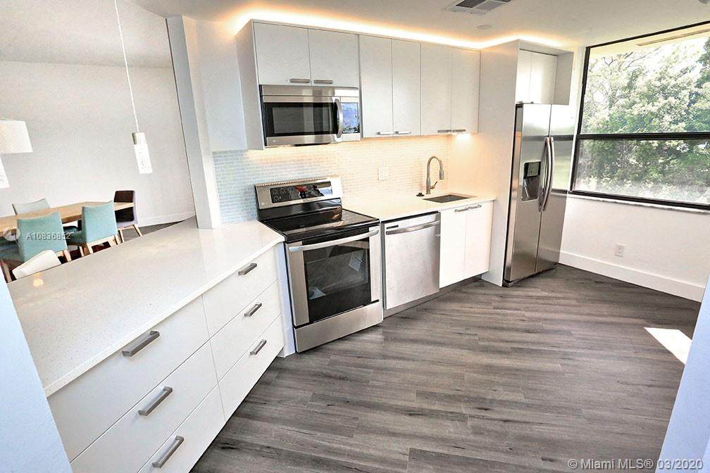 7508 La Paz Blvd - Photo 1